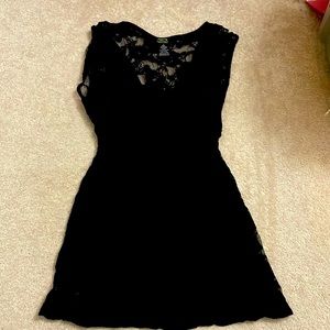 Black top for jeans or leggings